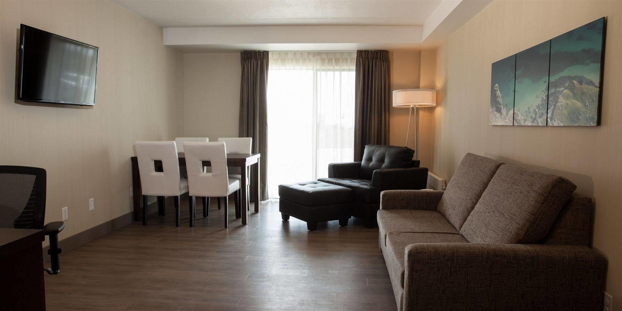 Auberge Madeli Cap-aux-Meules Extérieur photo
